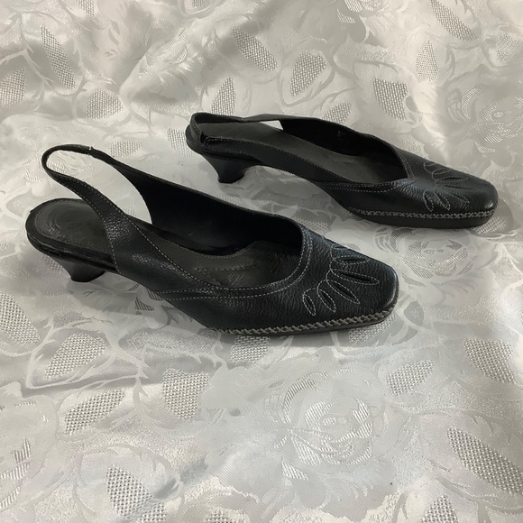 Nurture Black Leather Slingbacks Sz 9, Brazil - Picture 8 of 11